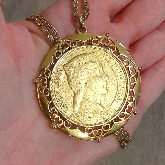 Vintage Lativa Republic Coin Medallion Necklace - Picture 9 of 9
